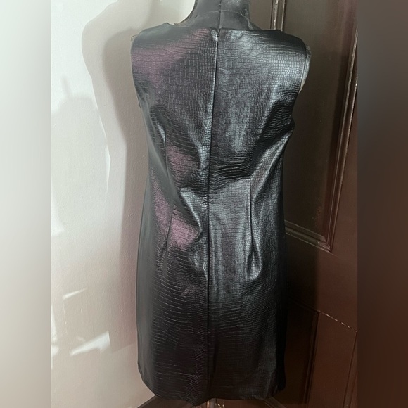 SHELBY & PALMER Dress Sleeveless Faux Leather dress NWT - Picture 2 of 4